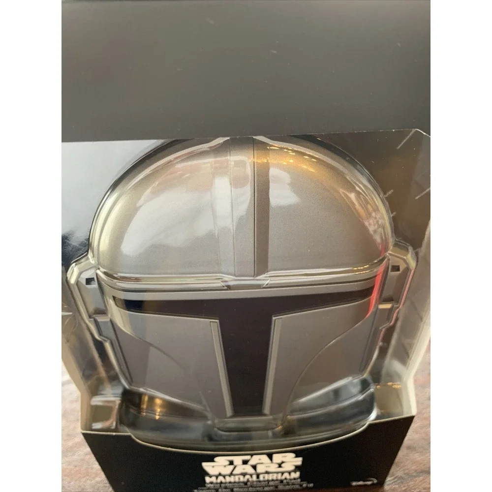 Star Wars The Mandalorian Wireless‎ Charge Pad Unisex OS Silver New LED Helmet
